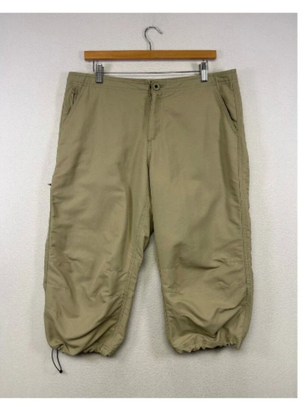 Women’s Capris – Khaki Utility Drawstring Hem - 14